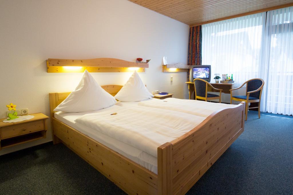 Hotel Am Lingelbach Knullwald Room photo