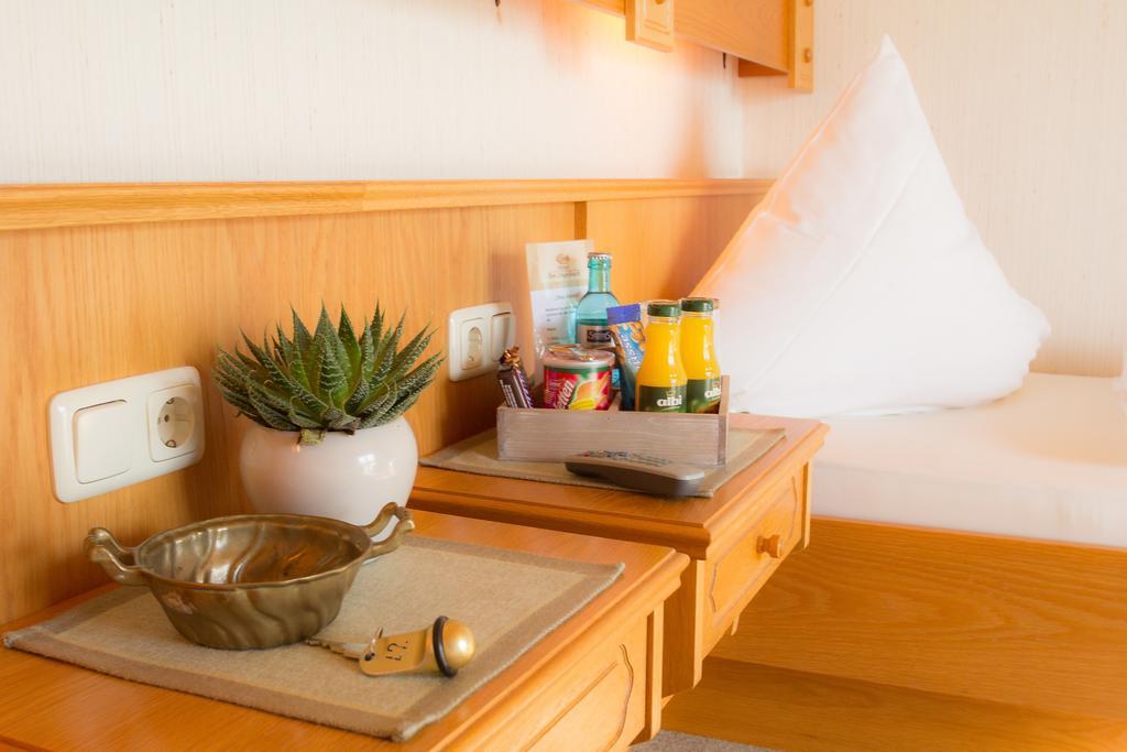 Hotel Am Lingelbach Knullwald Room photo