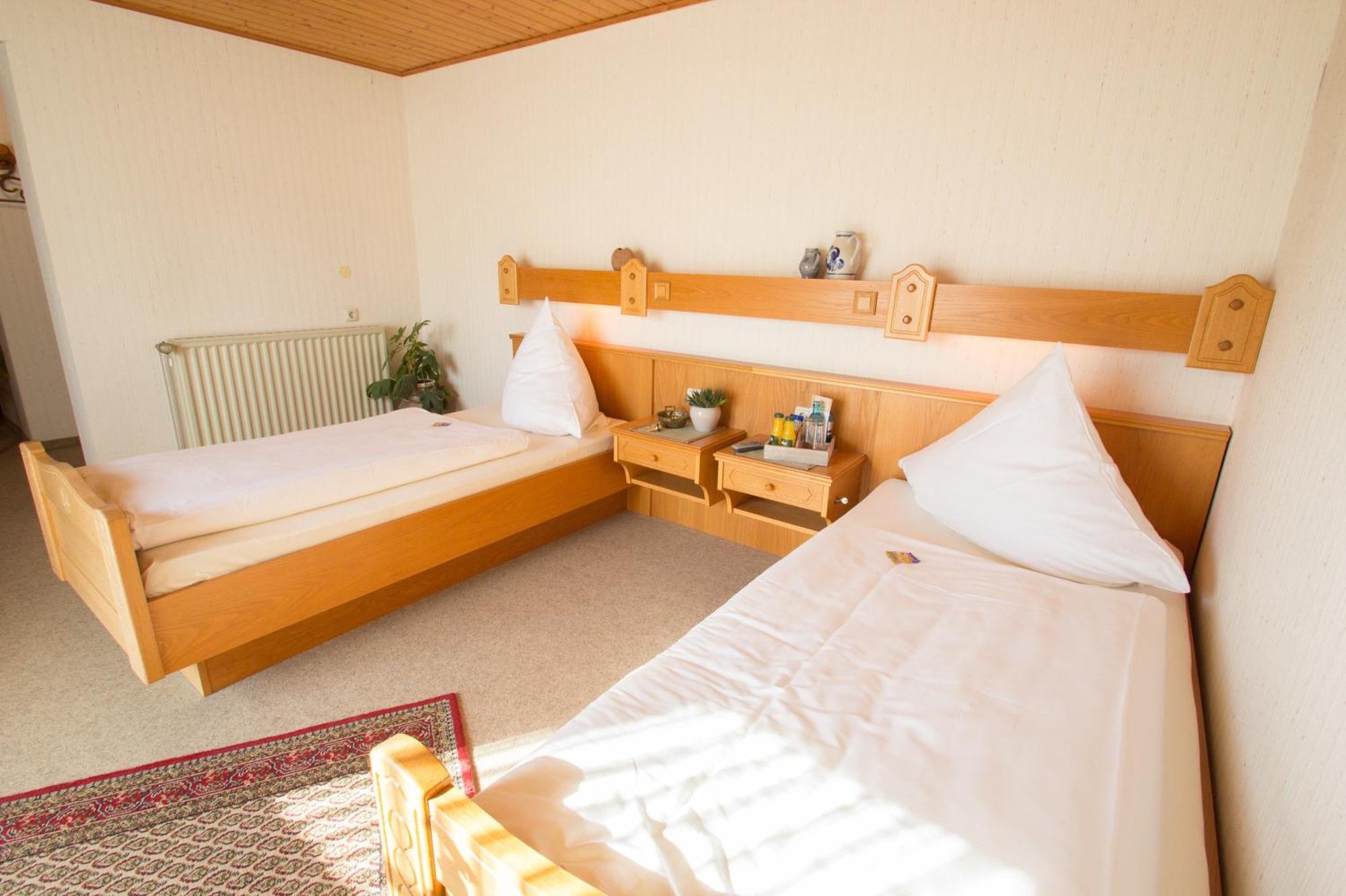 Hotel Am Lingelbach Knullwald Room photo